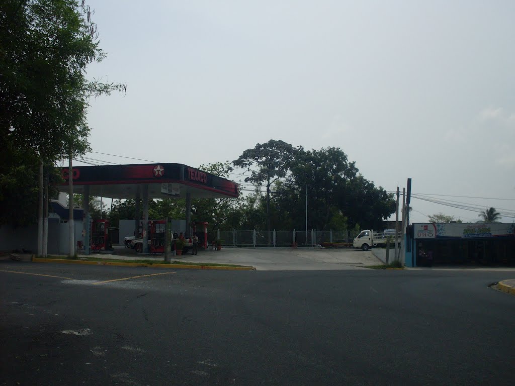 Gasolinera Texaco Masferrer norte by JMRAFFi