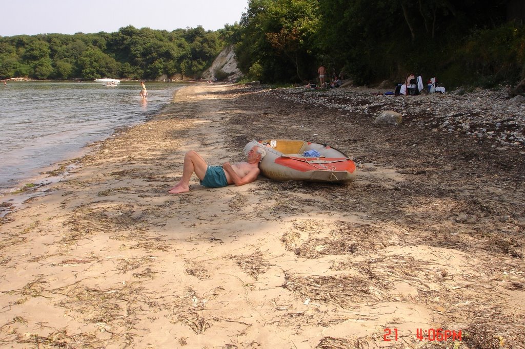 British Beach Bum (?) Living La Dolce Vita by gary walton