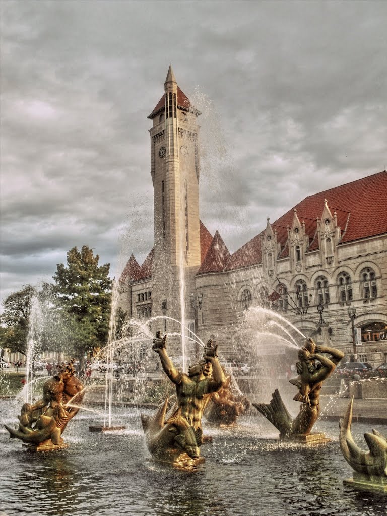 Union Station, St. Louis by Hanulinka