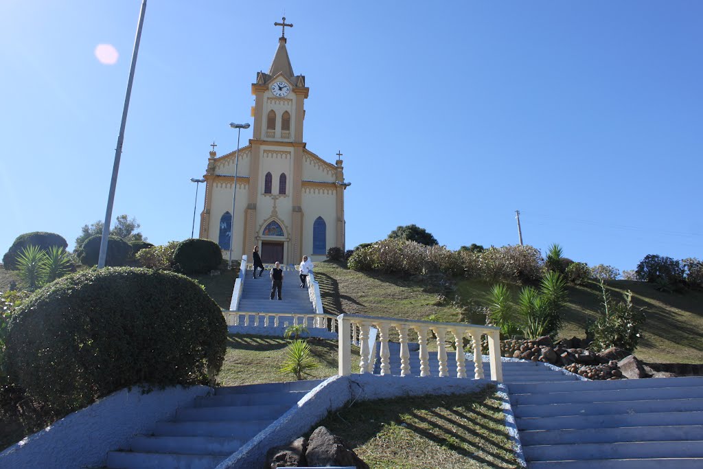 Igreja em Arvorezinha/RS by Fritz Follmer