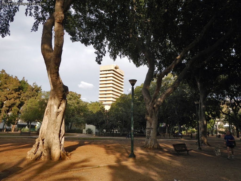 Park, Tel-Aviv by travelwithpavel.com