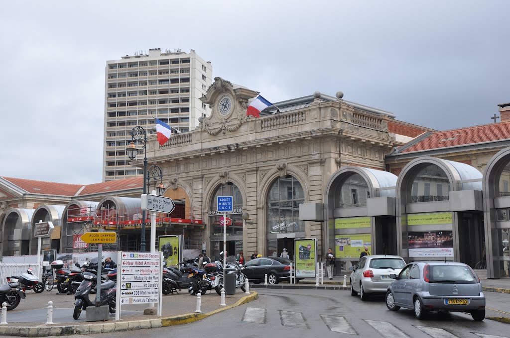 Gare de Toulon, Provence-Alpes-Côte d'Azur, France by M.Strīķis