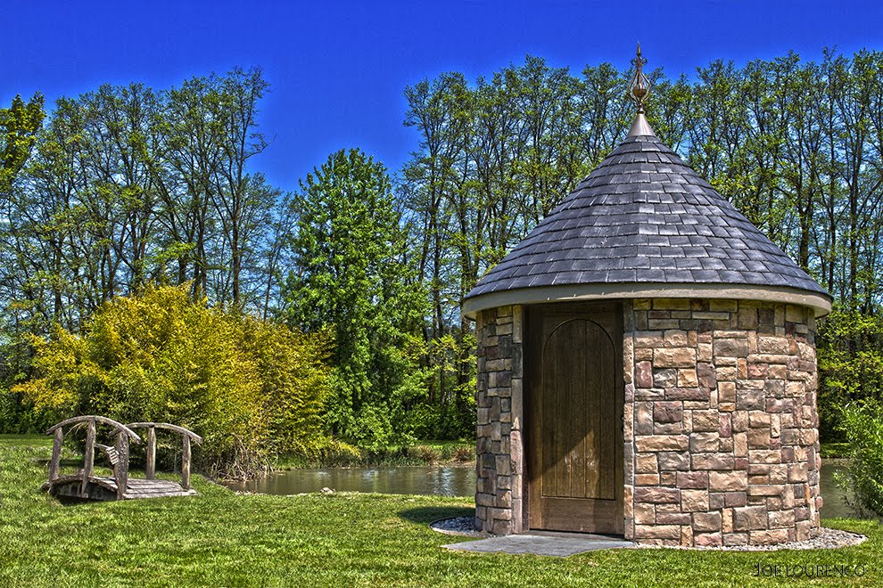 Chateau Ste. Michelle Winery Pond House by Joe_Lourenco