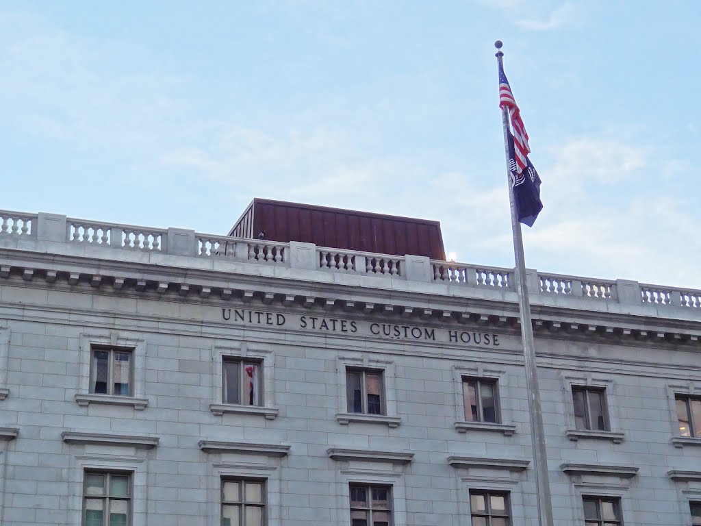 United States Custom House building [erstwhile post office] by Wolfgang Houston