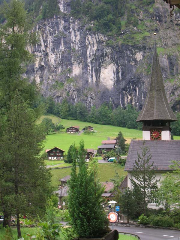 Lauterbrunnen ラウターブルーネンSwitzerland スイス http://kaz-usa.com/AladdinTravelers by AladdinTravelers