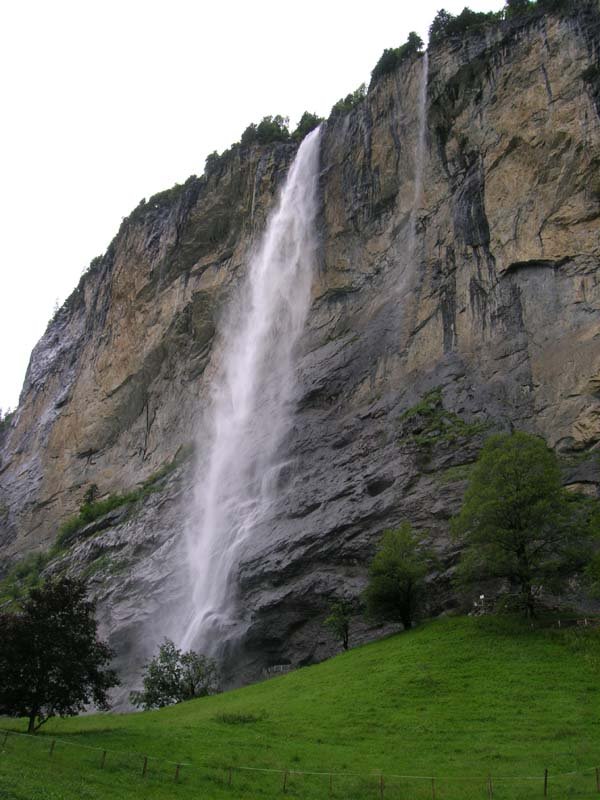 Lauterbrunnen ラウターブルーネンSwitzerland スイス http://kaz-usa.com/AladdinTravelers by AladdinTravelers