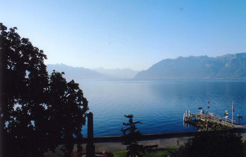 Lake Leman Montreux ルマン湖、モントルー　Switzerland スイス http://kaz-usa.com/AladdinTravelers by AladdinTravelers