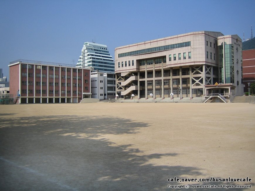 경남 공고 (Kyung-Nam technical High School) by 일마레