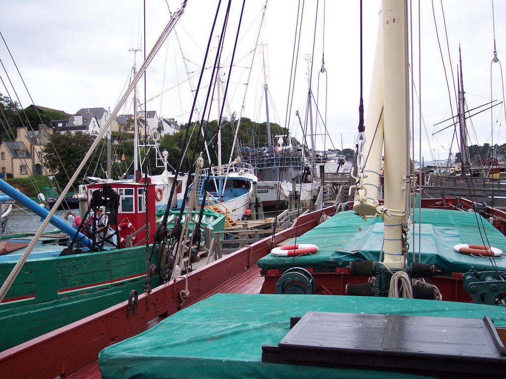 Port musée de Douarnenez by jeanmi59