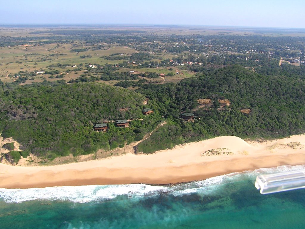 Ponta do Ouro (Photo Daleen) by Terry Andrews