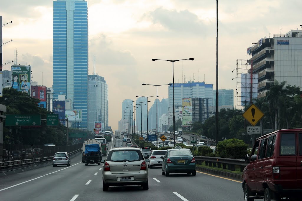 Jl. Gen. Gatot Subroto by teckel33