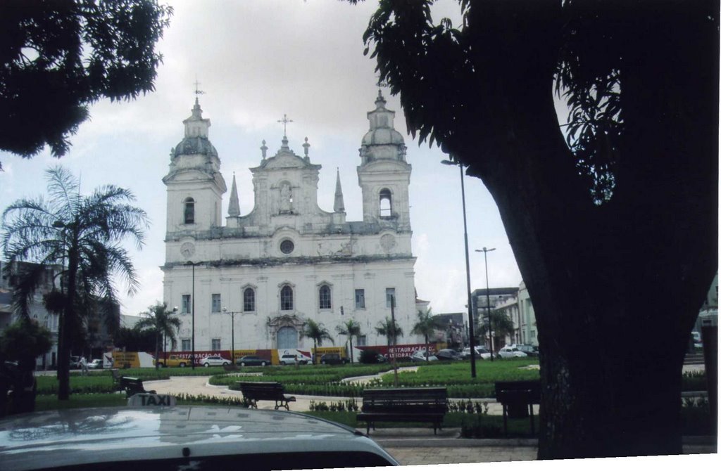 Cathedral- very near the "old fortress" and "ver-o-peso market" by don-andi (mehler)