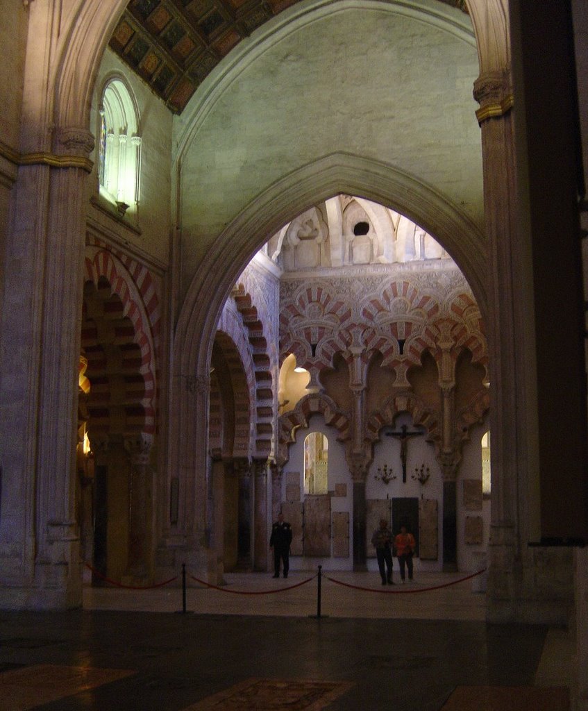 Cordoue - Mosquée - Cathédrale by Monique Vàry