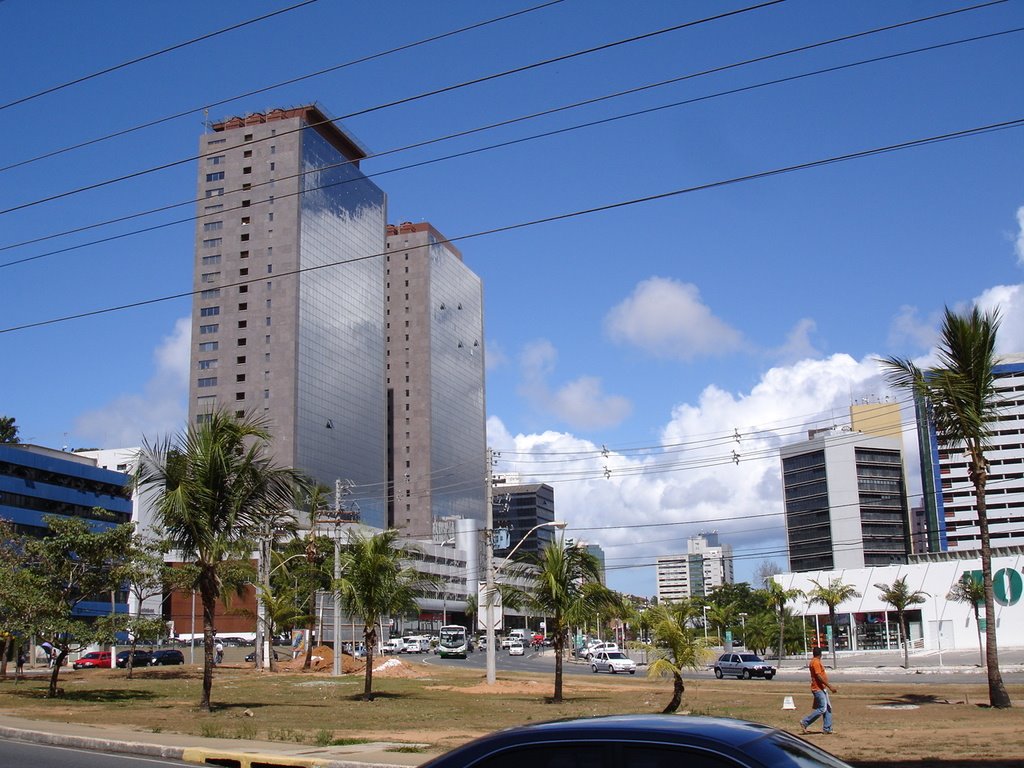 Salvador - Av. Tancredo Neves - 03 by cerrado