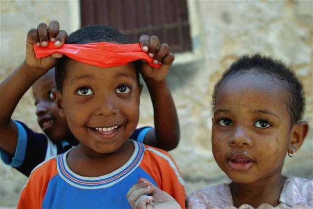 School kids by shai yochai