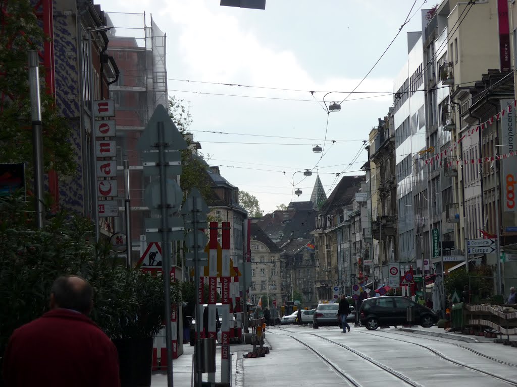 Teleblick durch Clarastrasse / Greifengasse by bienenritter