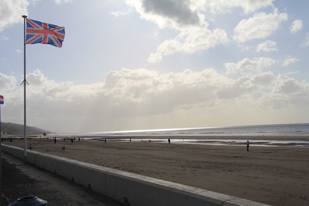 Vu sur la plage (Villers sur Mer) by gerard VERITE