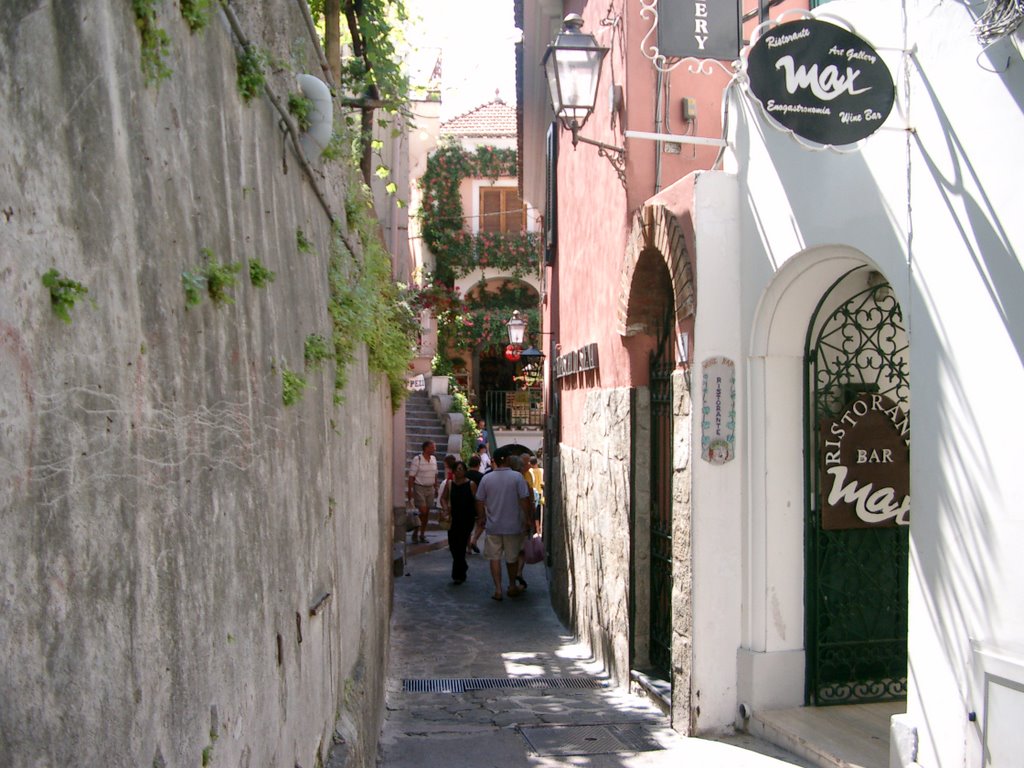 Un vicolo di Positano by zi venà