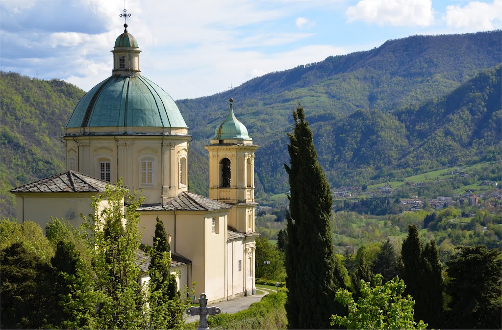 2012, Villar Perosa, Chiesa di San Pietro in Vincoli by Giovanni Mirgovi