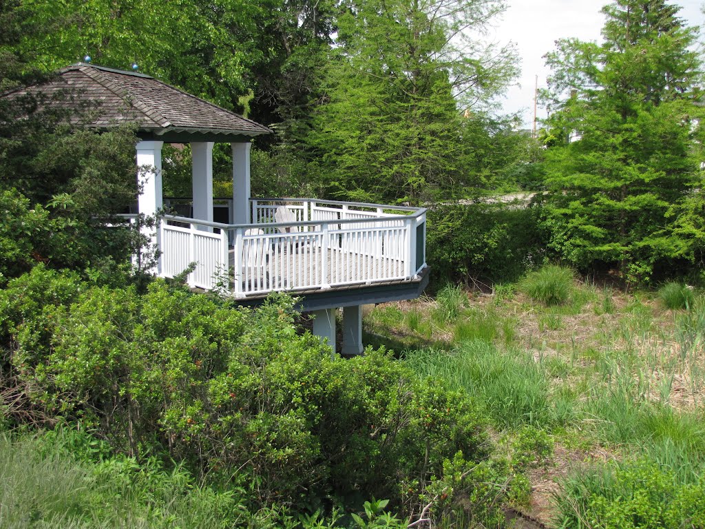 Frelinghuysen Gazebo by Chris Sanfino