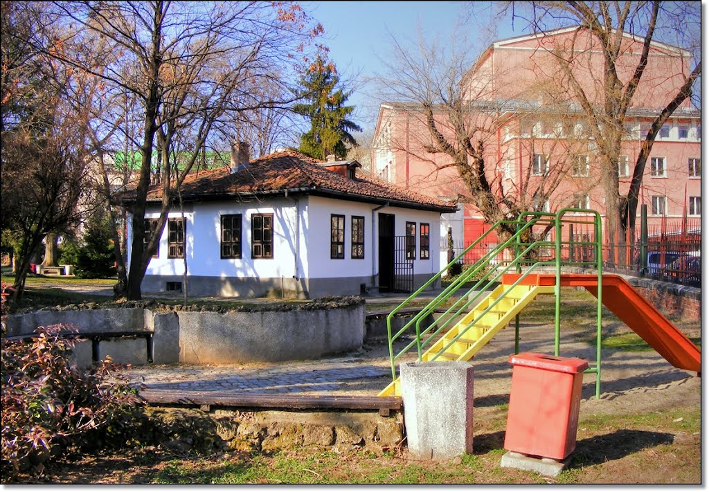 Pleven - Park and Museum House “Tsar Liberator Alexander II” by zaro1965