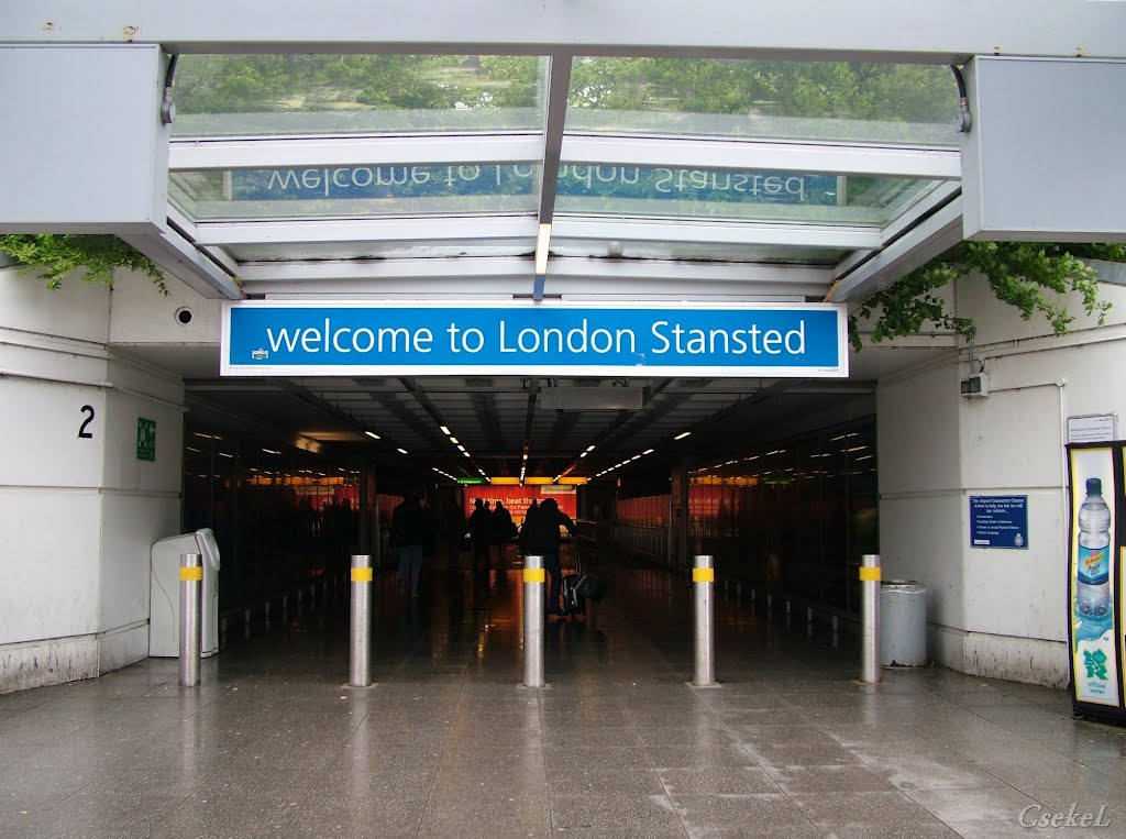 Welcome to London Stansted by Cseke László