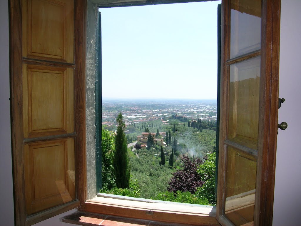 PANORAMA PESCIA by PAOLO CORONA