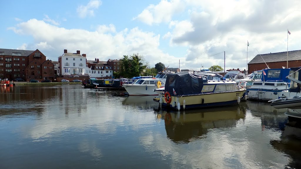 Stourport on Severn canal basin by muba