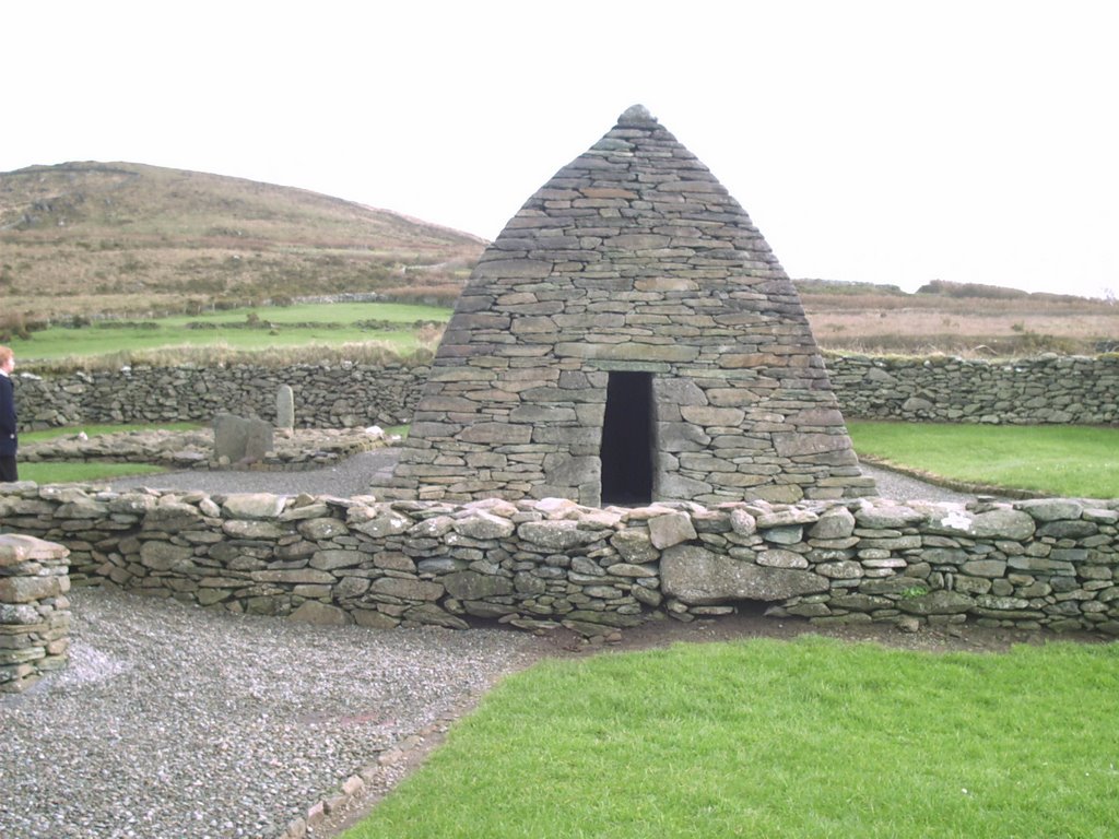 On Dingle Peninsula by Heymoe666