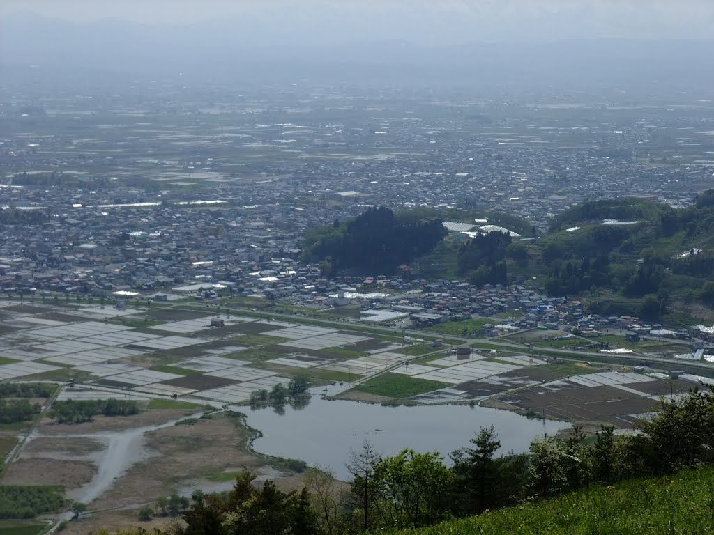 白竜湖 Lake Hakuryu (view from Mt. Jubuichi) by ming_tweets