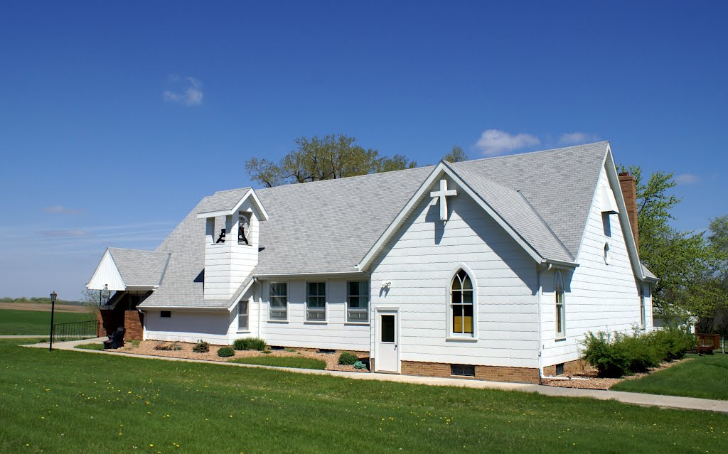 Hoskins, NE: Peace United Church of Christ, west of town by pylodet