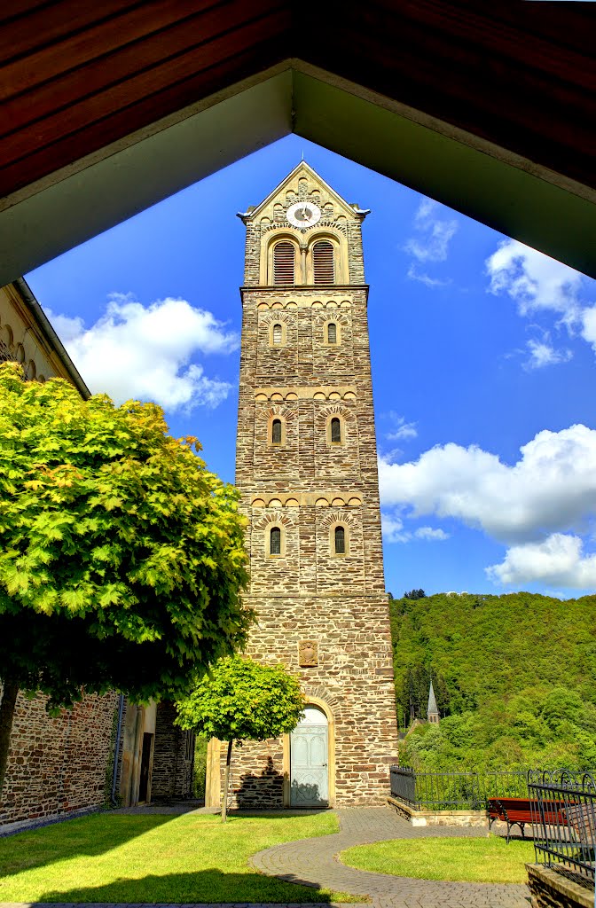 Kirchturm Bad Bertrich by Heinz Peierl