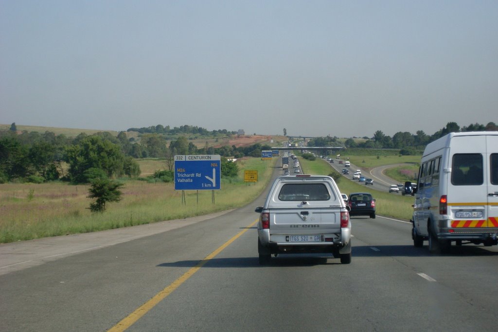 Drive from Centurion to Pretoria on N14 by hamtpa