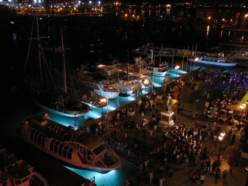 Carre du port de toulon 14/07/2007 by atagualpa