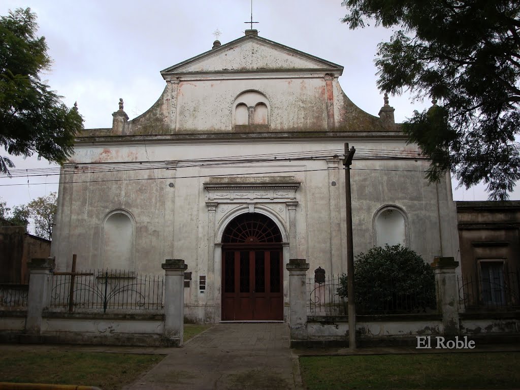 Iglesia en Frente de la Plaza en Irigoyen, Santa Fe, Argentina by El.Roble3