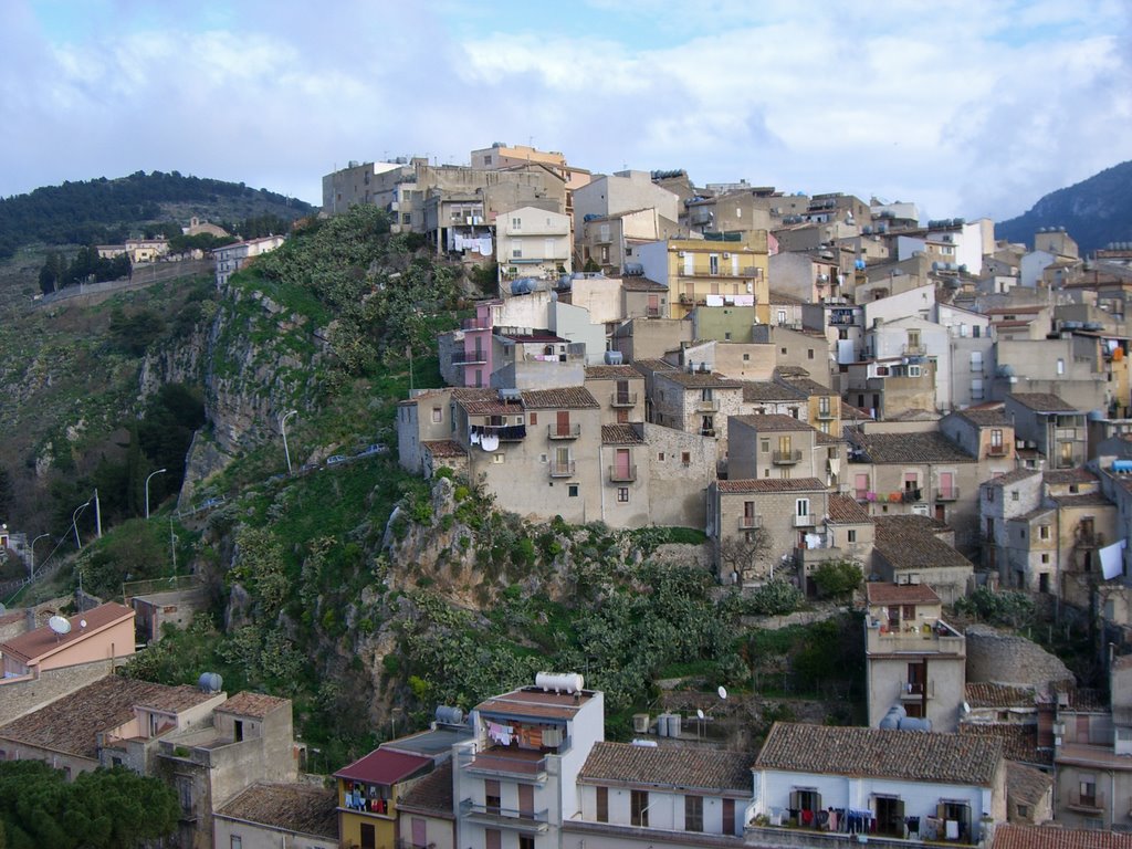 Caccamo viewed from castello by Jaycee Highman