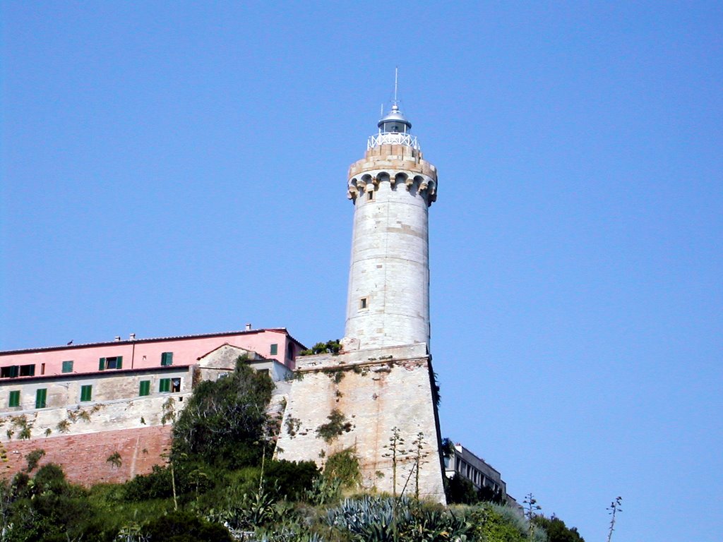 Portoferraio by Tuombre