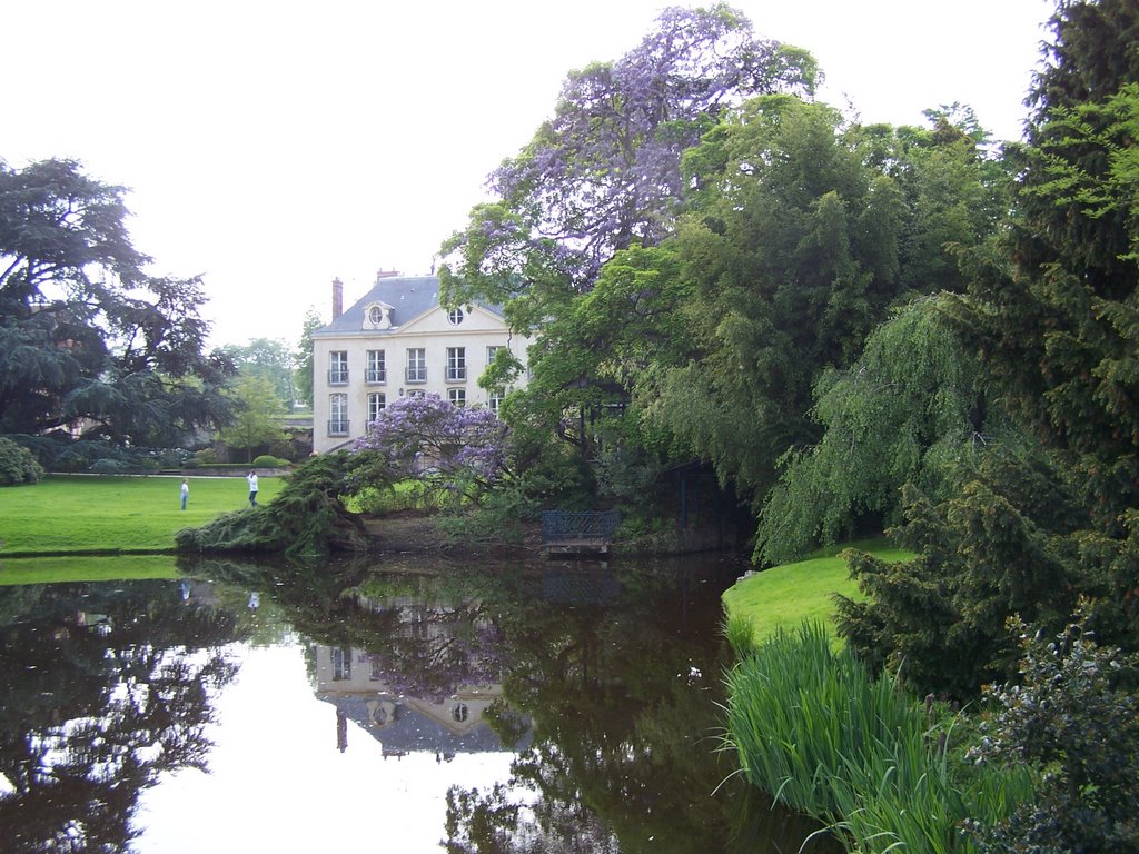 Parc de la Vallée aux Loups by martinon