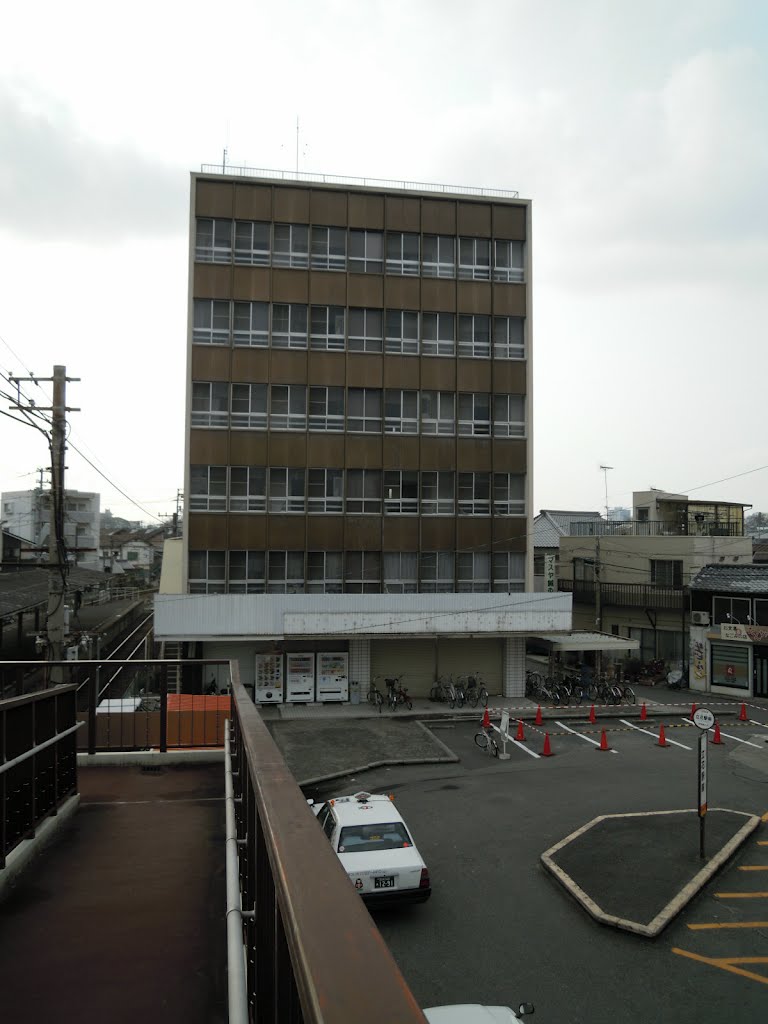 Iyo Railway Iyotachibana Station by DVMG