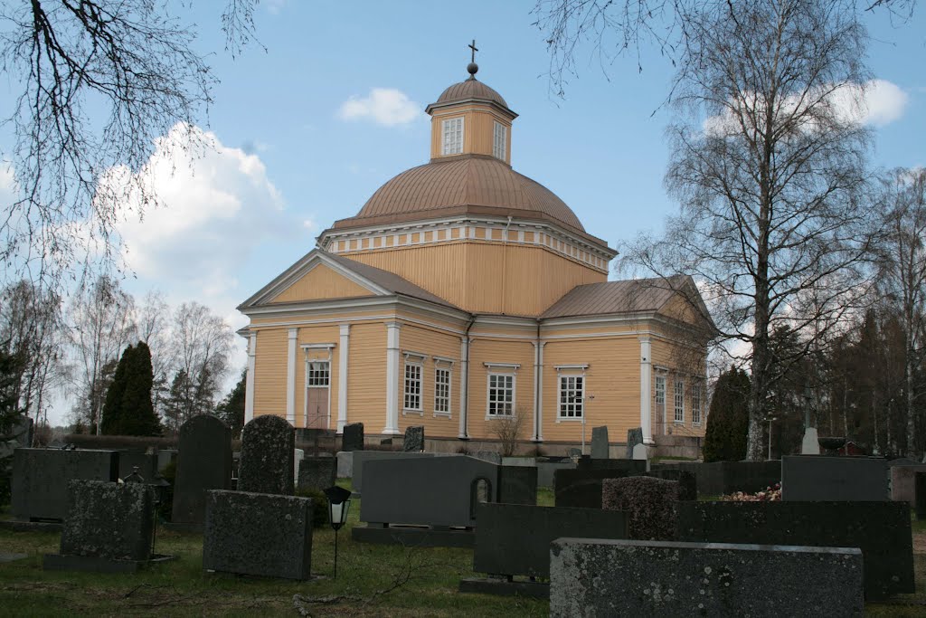 Isojoki, Center, Lutheran Church, 15 May 2012 by Johanan Järvinen