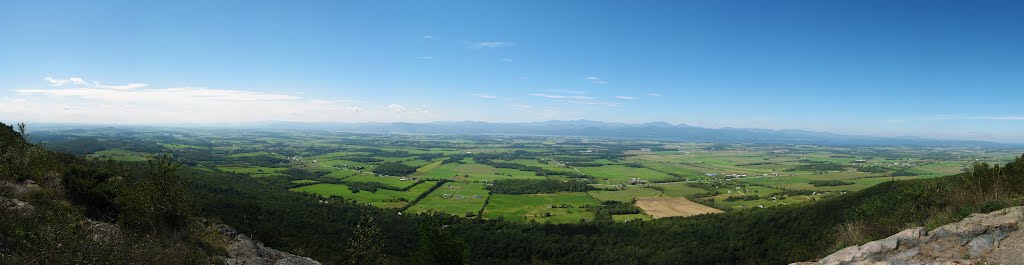 Snake Mountain, VT 2011 by nszumowski