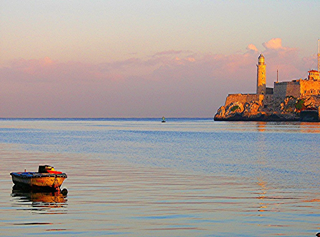 Faro del Morro - La Habana - Cuba by Karppanta