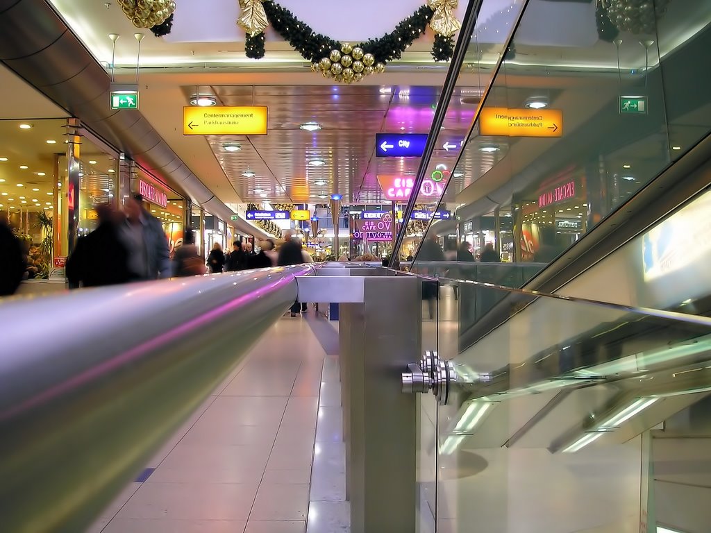 Railwaystation Leipzig by G.Lohr