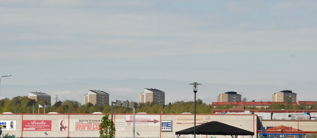 Skyline in Herttoniemi - Siilitie, Helsinki City by Ilkka Luoma