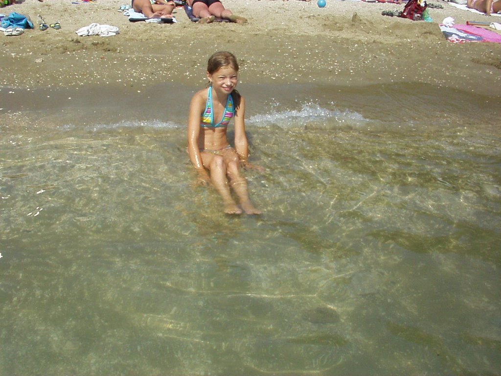 Makykuky on Crikvenica Beach1 by vin.vega