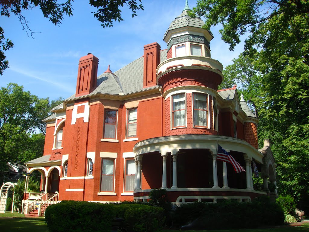 Woolery House, Sedalia MO by Juan Brown