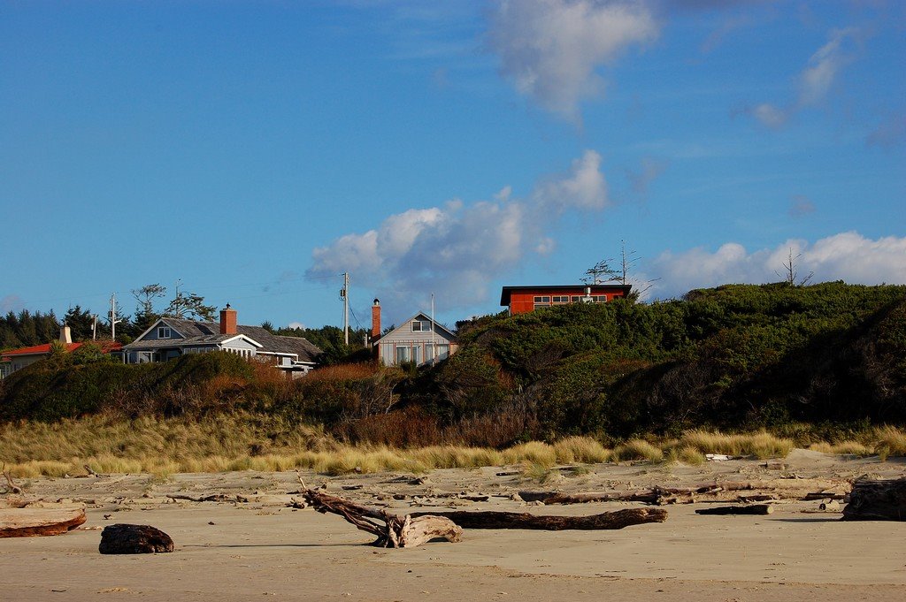 Waldport beach by webkruzer