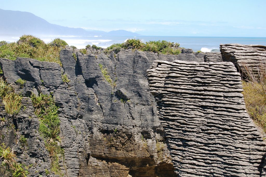 Pancake Rocks by bdearth