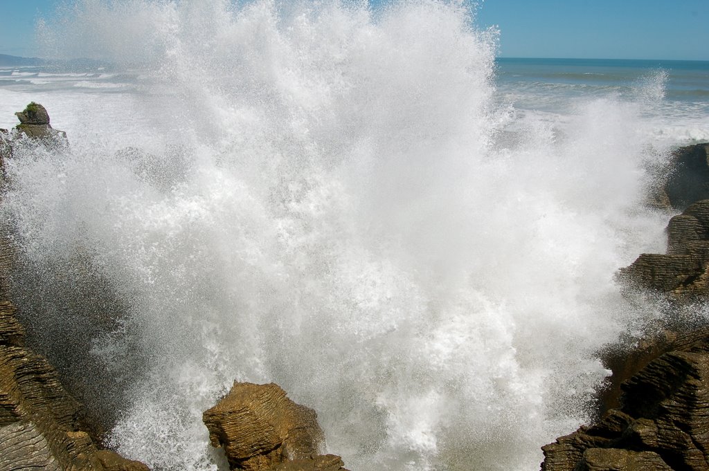 Pancake Rocks by bdearth