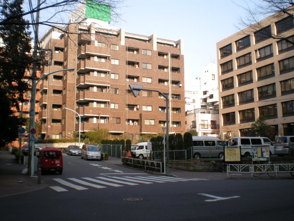 3 Chome Shibuya, Shibuya-ku, Tōkyō-to 150-0002, Japan by kcomiida